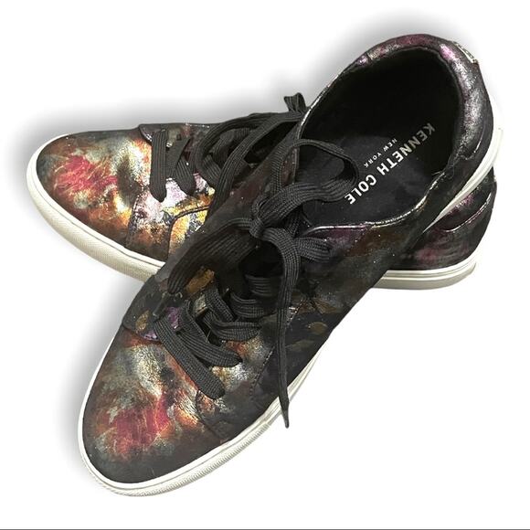 Kenneth Cole Women's Leather Sneakers Black Metallic 8 - Picture 1 of 10